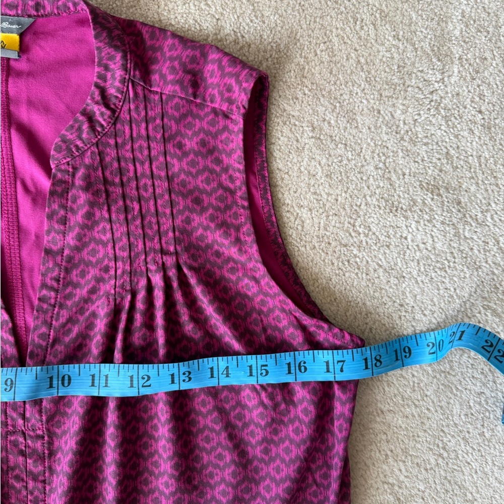 Eddie Bauer Magenta and Black Patterned Sleeveless Dress - Picture 3 of 7